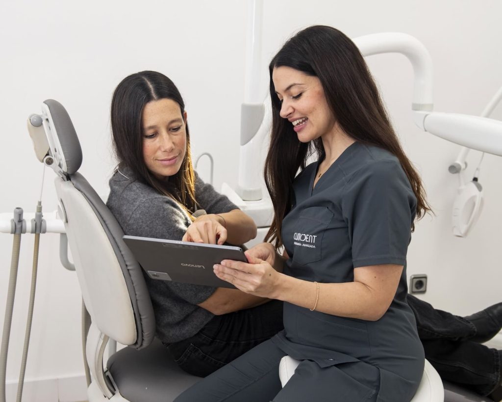 Reconstrucción Dental tras una Endodoncia: Opciones y Cuándo Hace Falta
